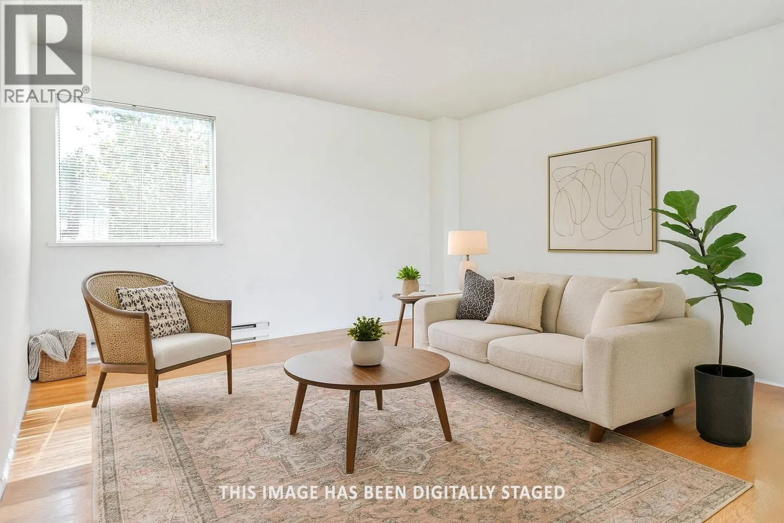 604 1508 MARINER WALK