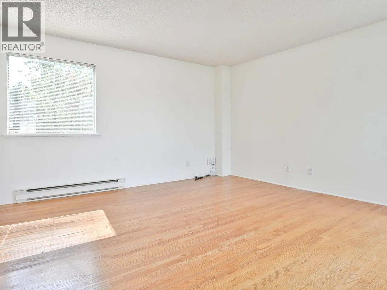 604 1508 MARINER WALK