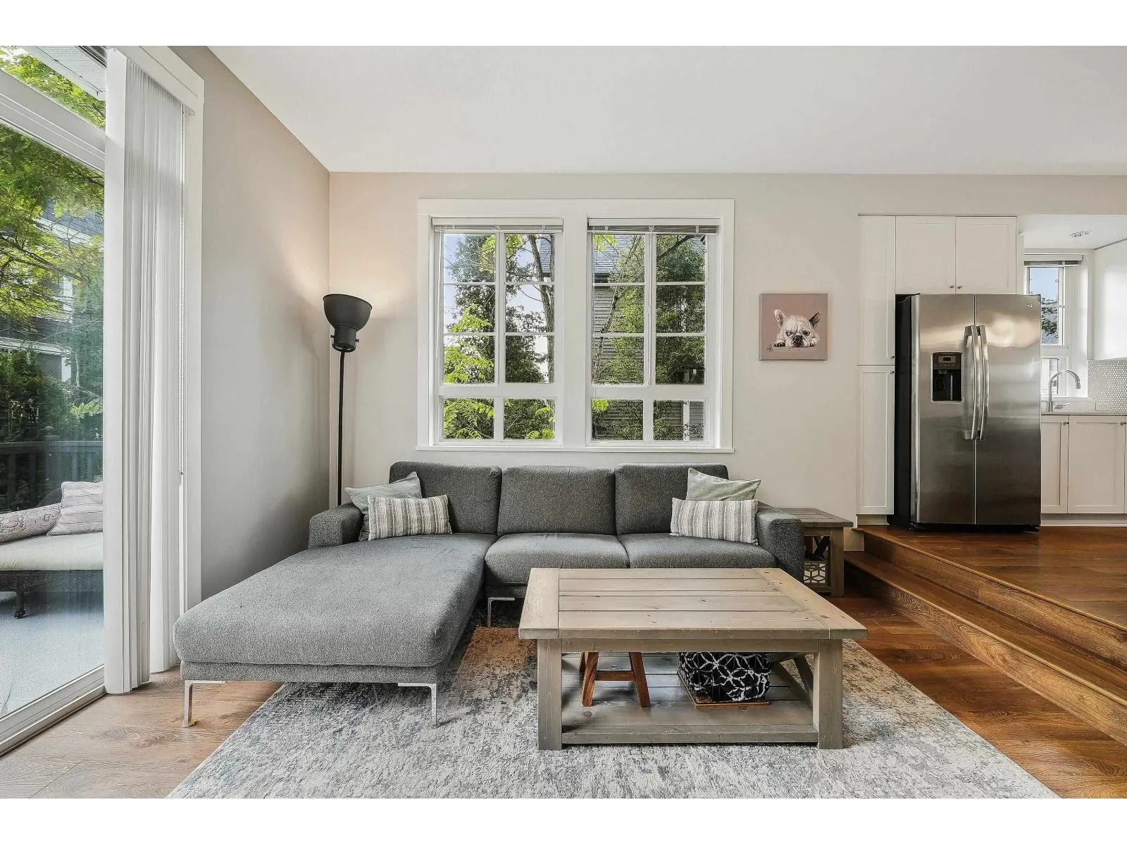 65 8476 207A STREET