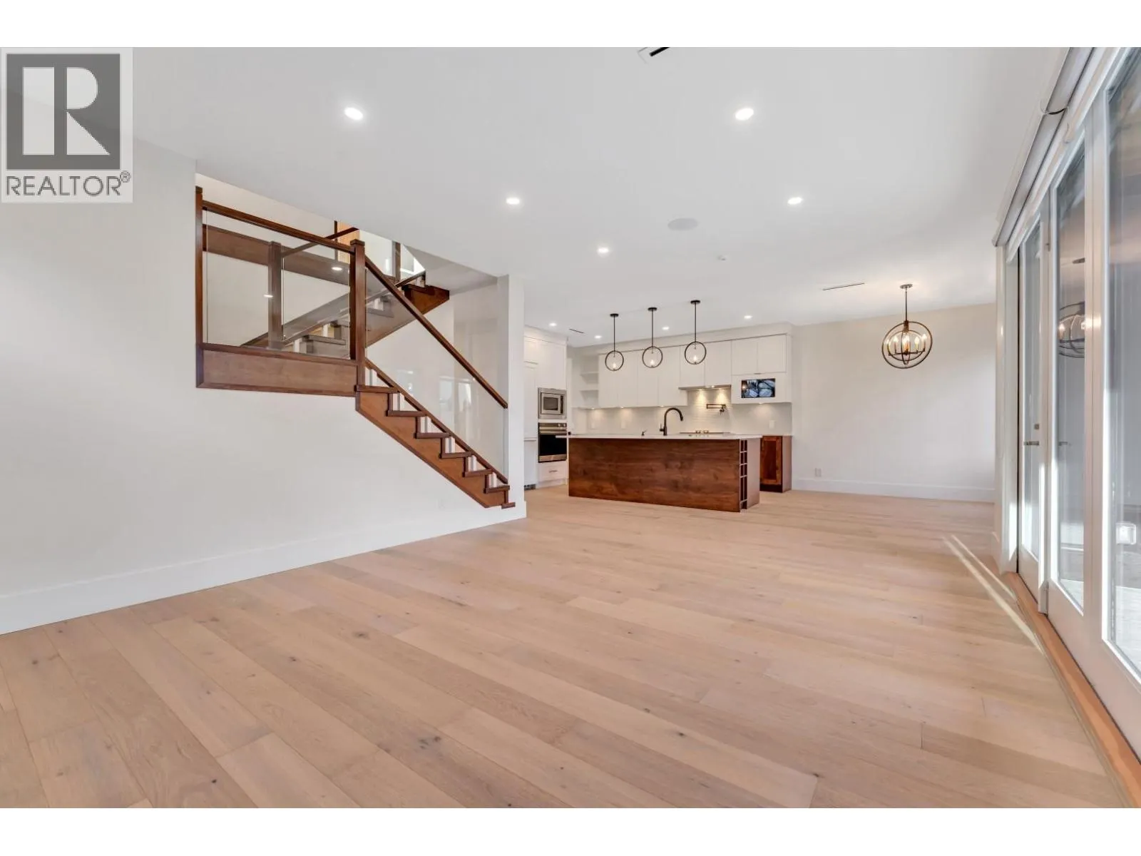 5094A BENTLEY DRIVE