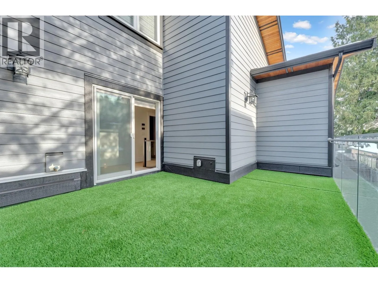 5094A BENTLEY DRIVE
