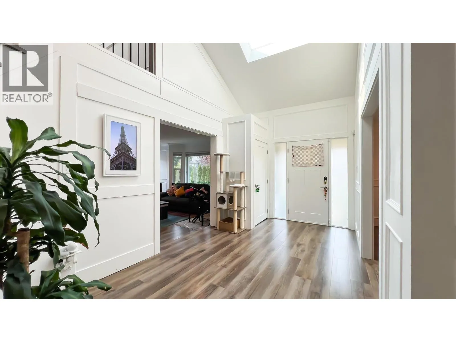 12220 PHOENIX DRIVE