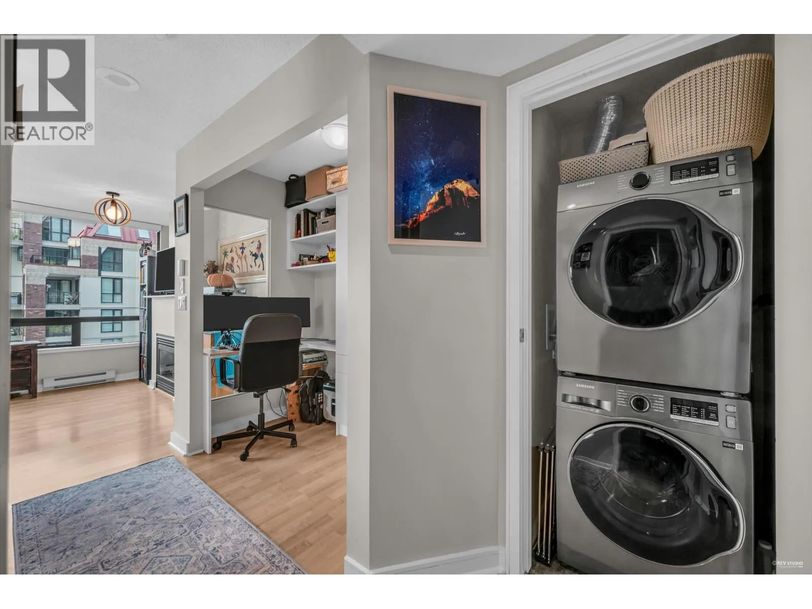1504 1003 BURNABY STREET