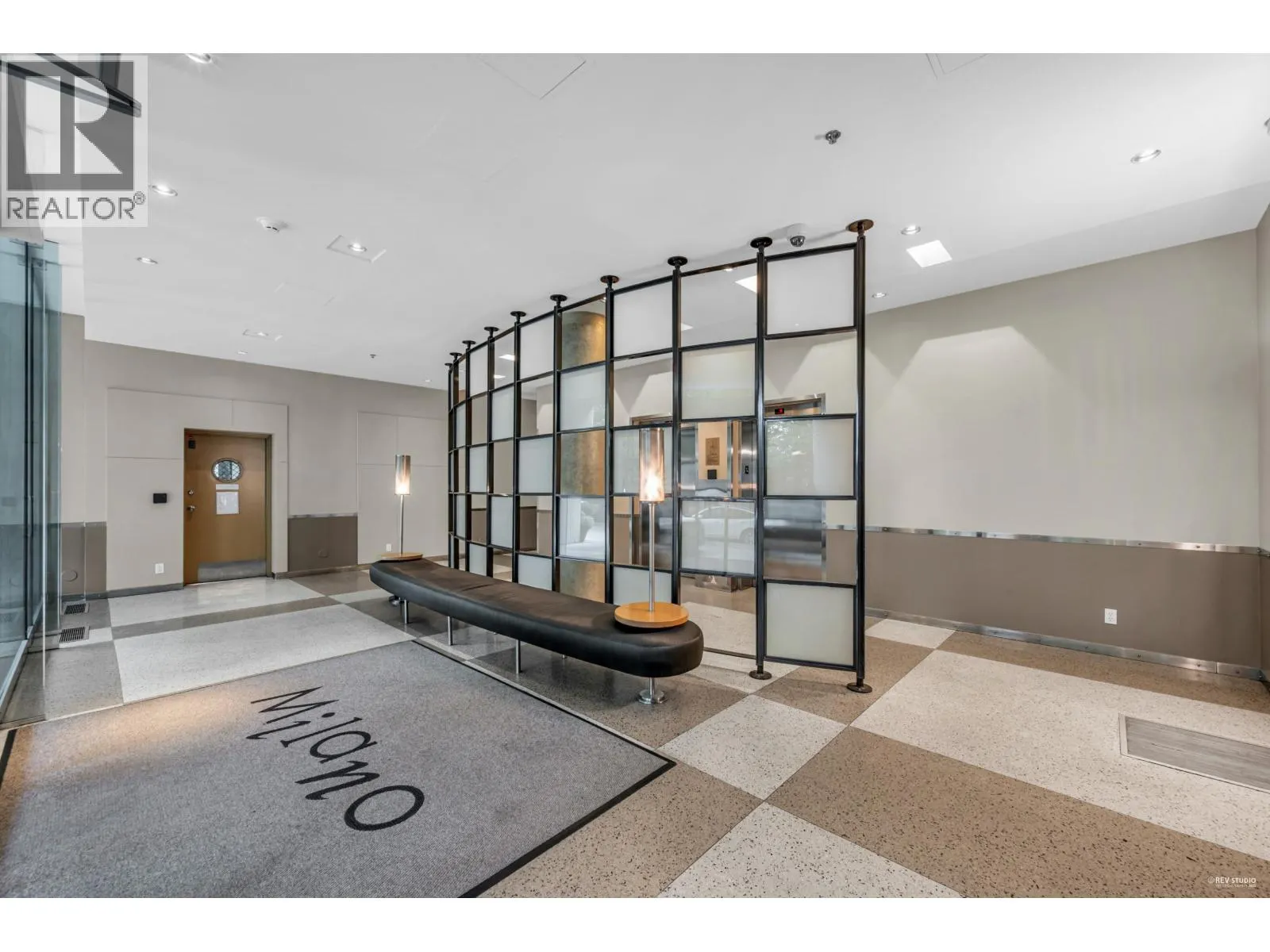 1504 1003 BURNABY STREET