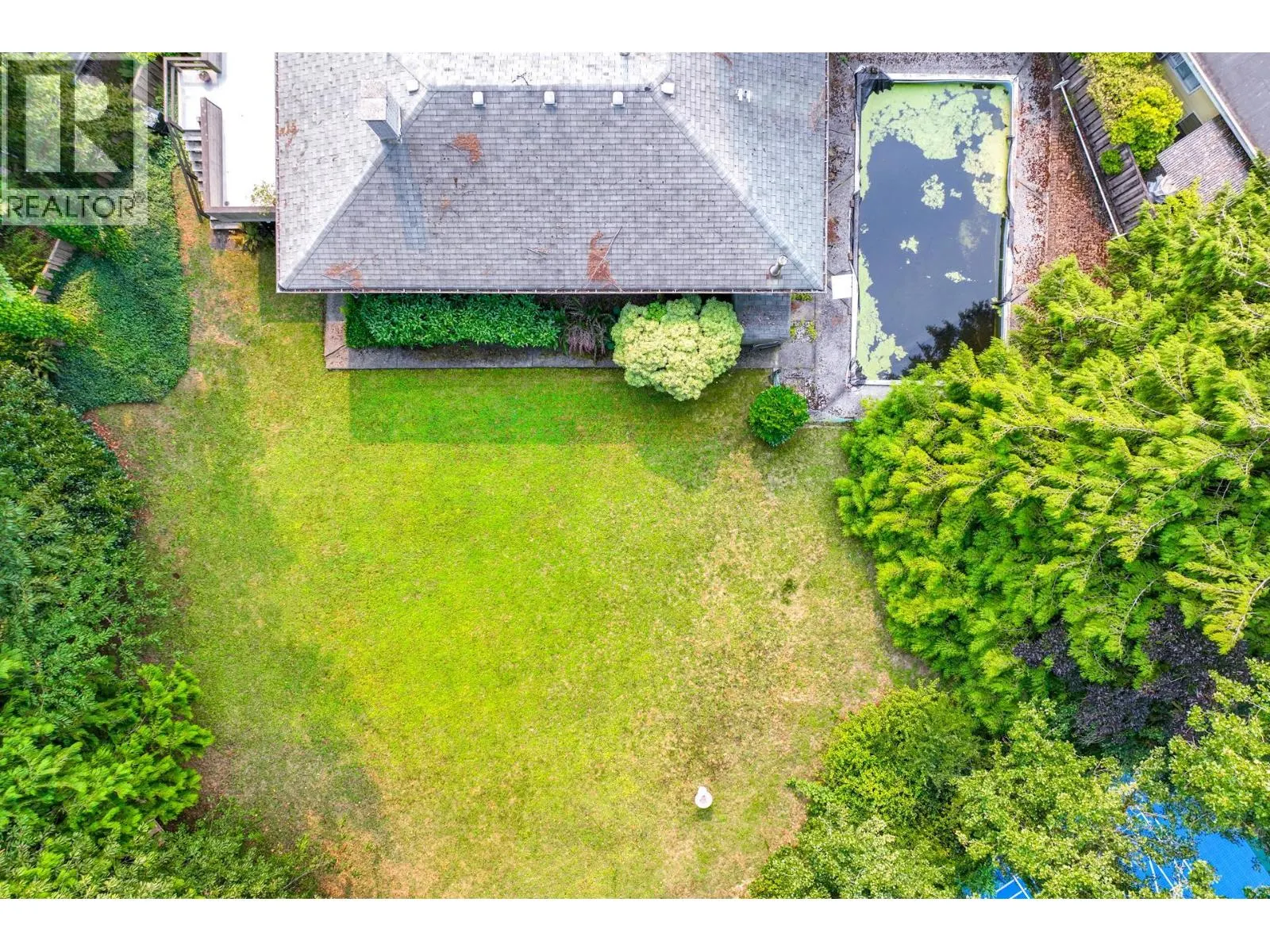 2830 CRESTLYNN PLACE