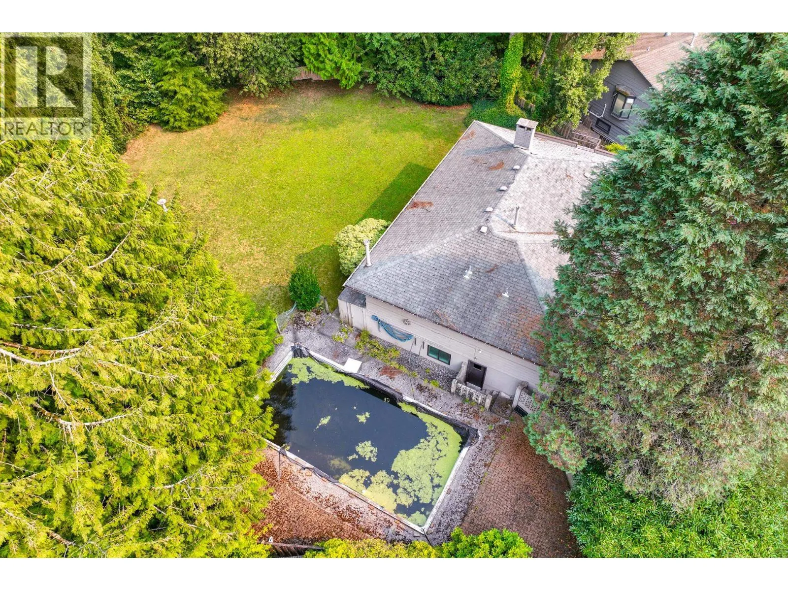 2830 CRESTLYNN PLACE
