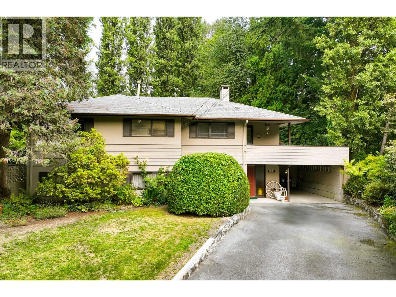 2830 CRESTLYNN PLACE
