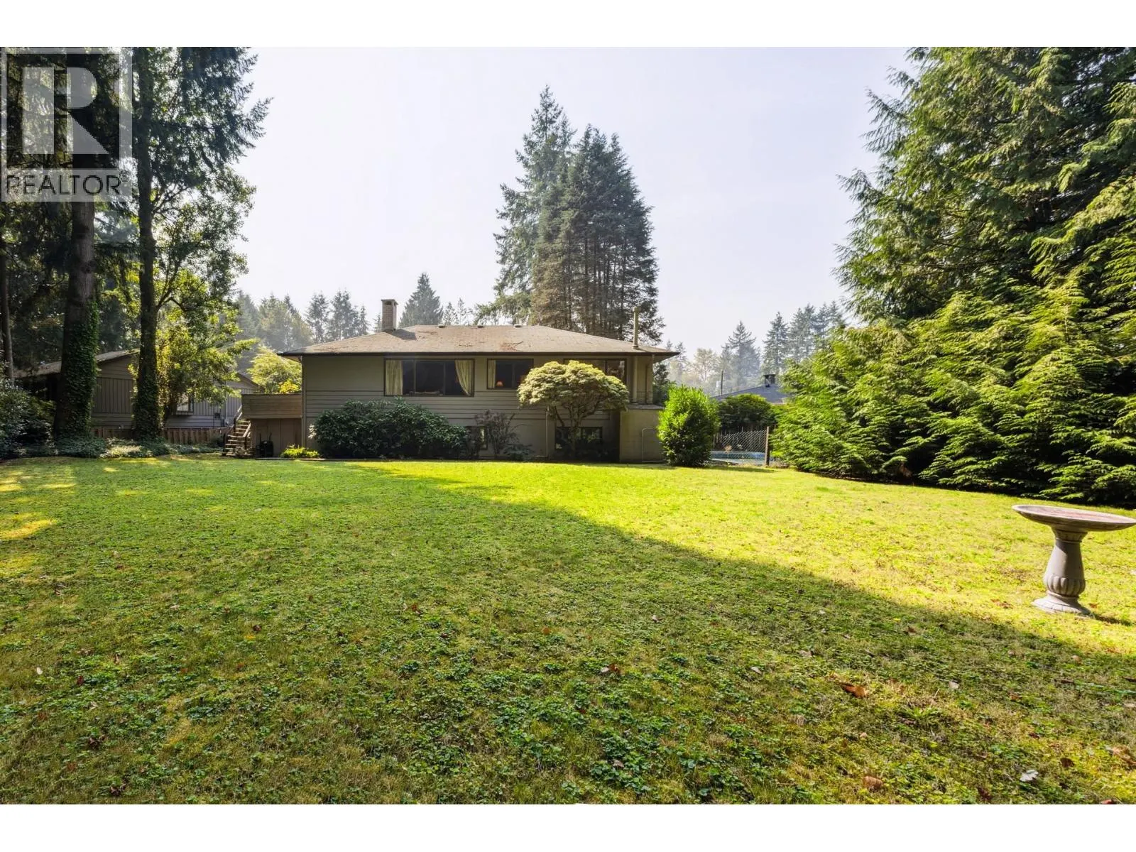 2830 CRESTLYNN PLACE