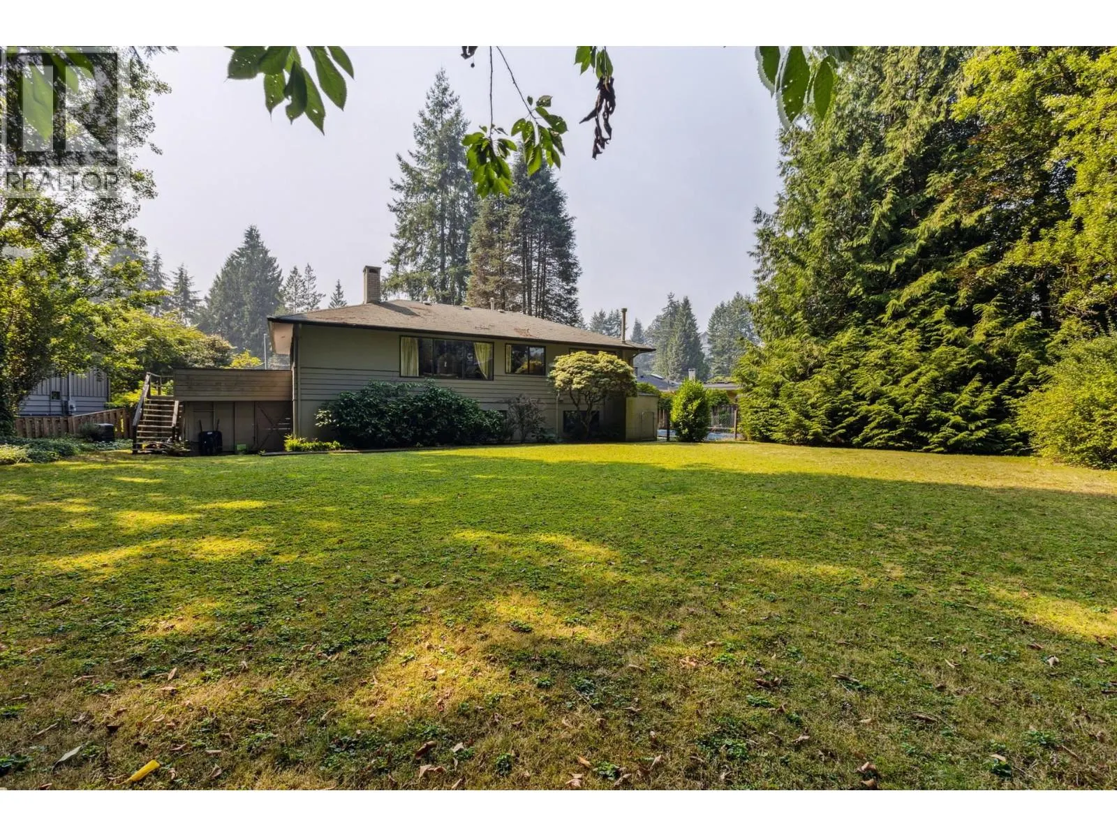 2830 CRESTLYNN PLACE