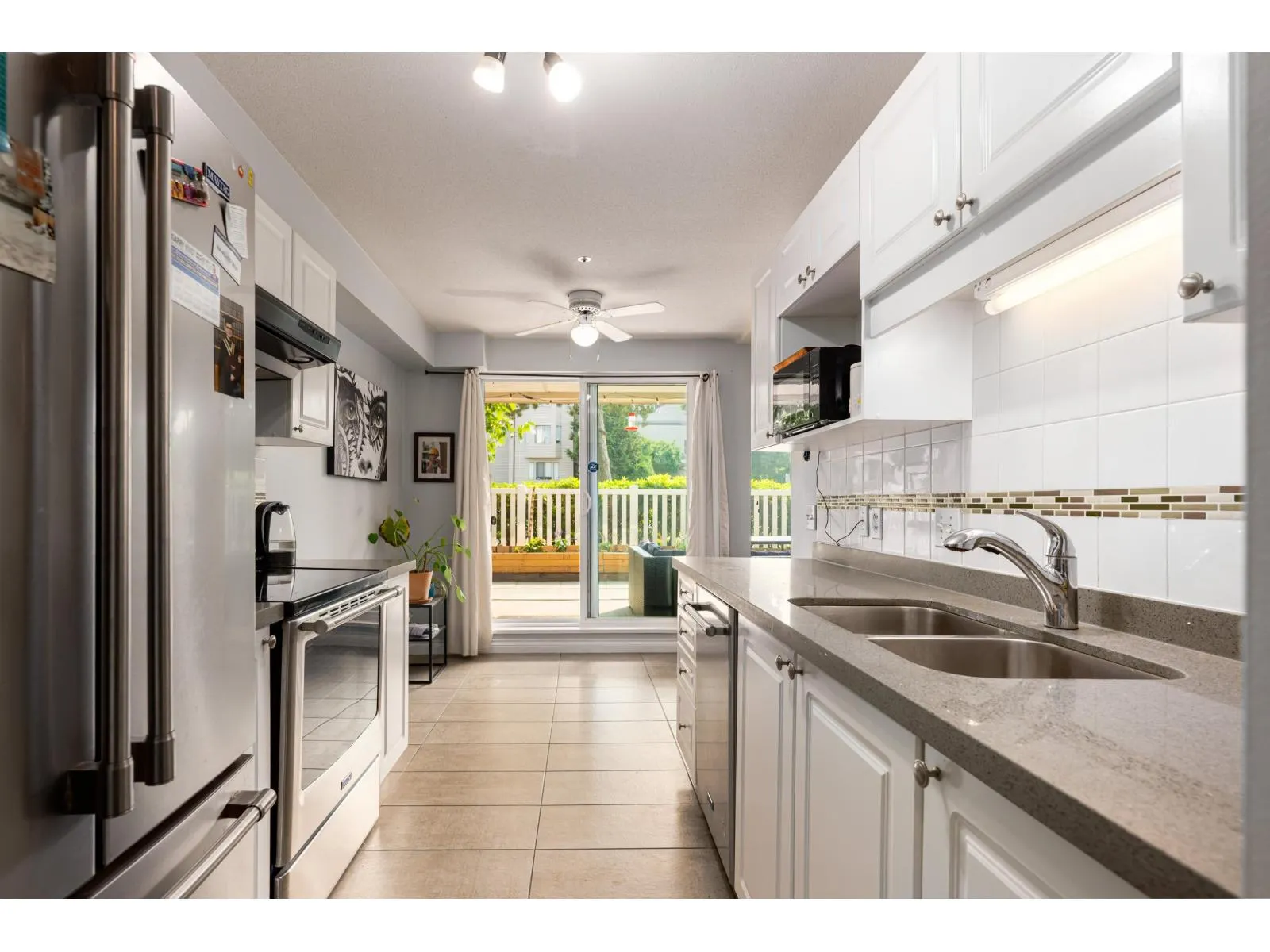 102 20433 53 AVENUE