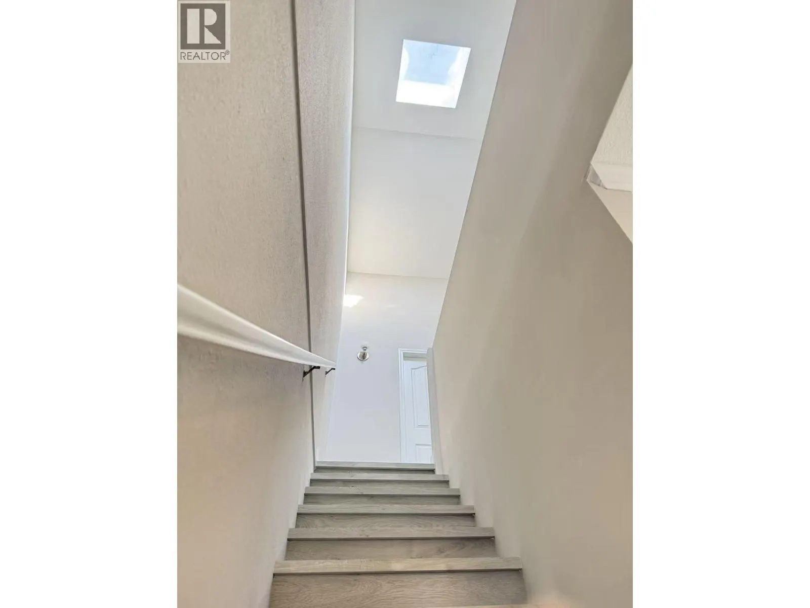 23 6100 TIFFANY BOULEVARD