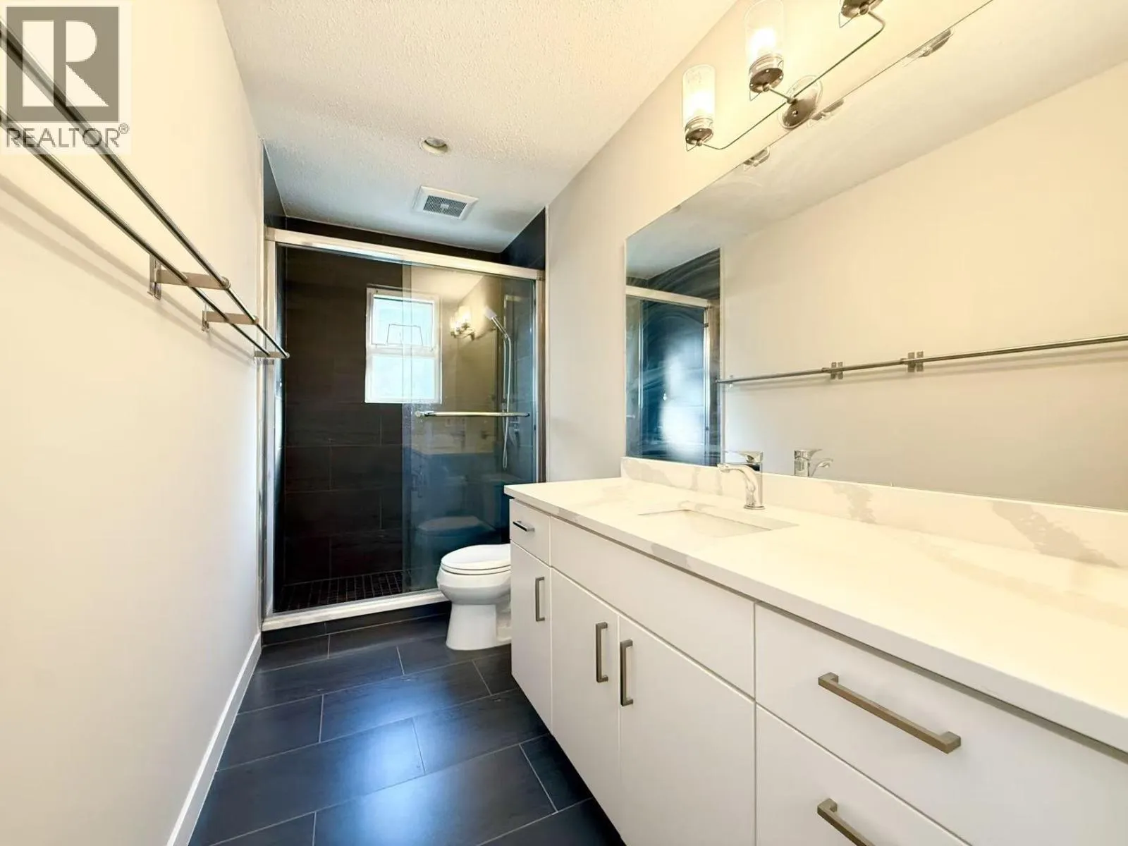 23 6100 TIFFANY BOULEVARD
