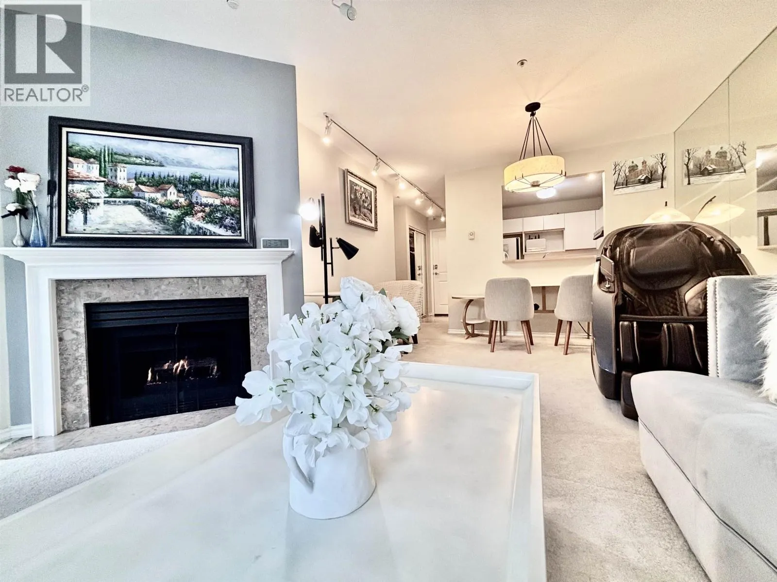 213 525 WHEELHOUSE SQUARE