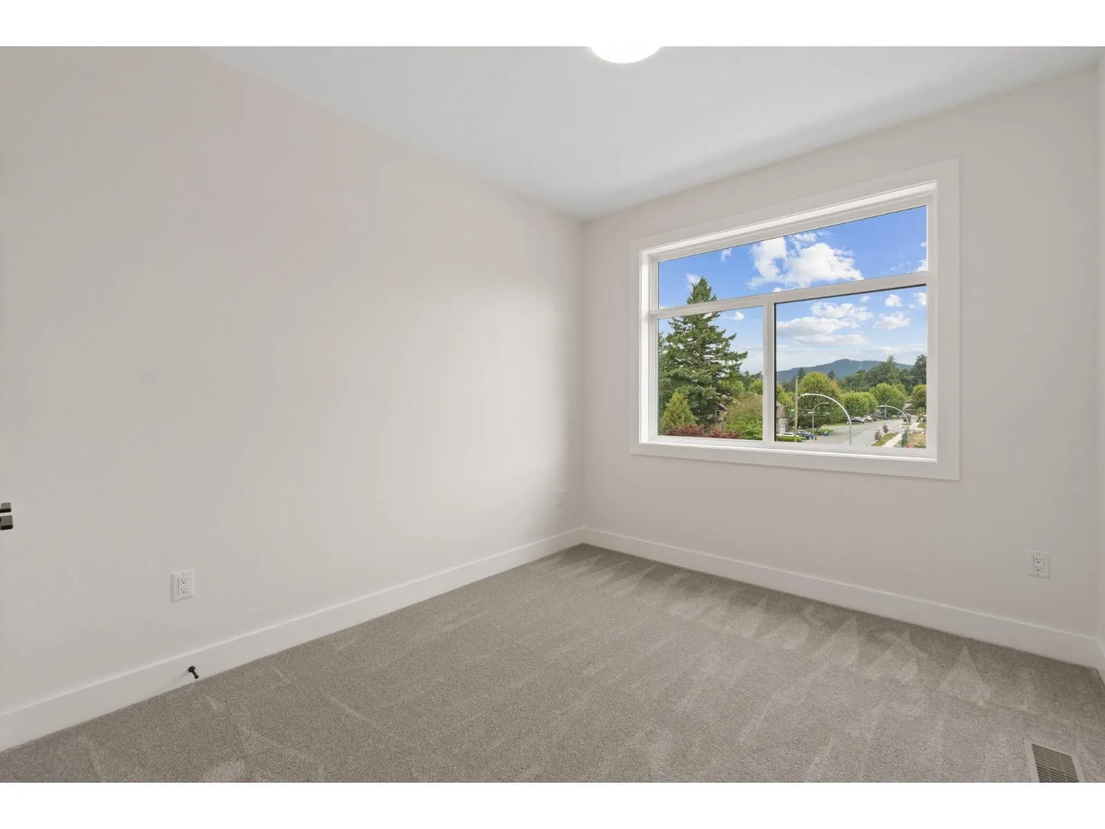 32512 HIGGINBOTTOM COURT