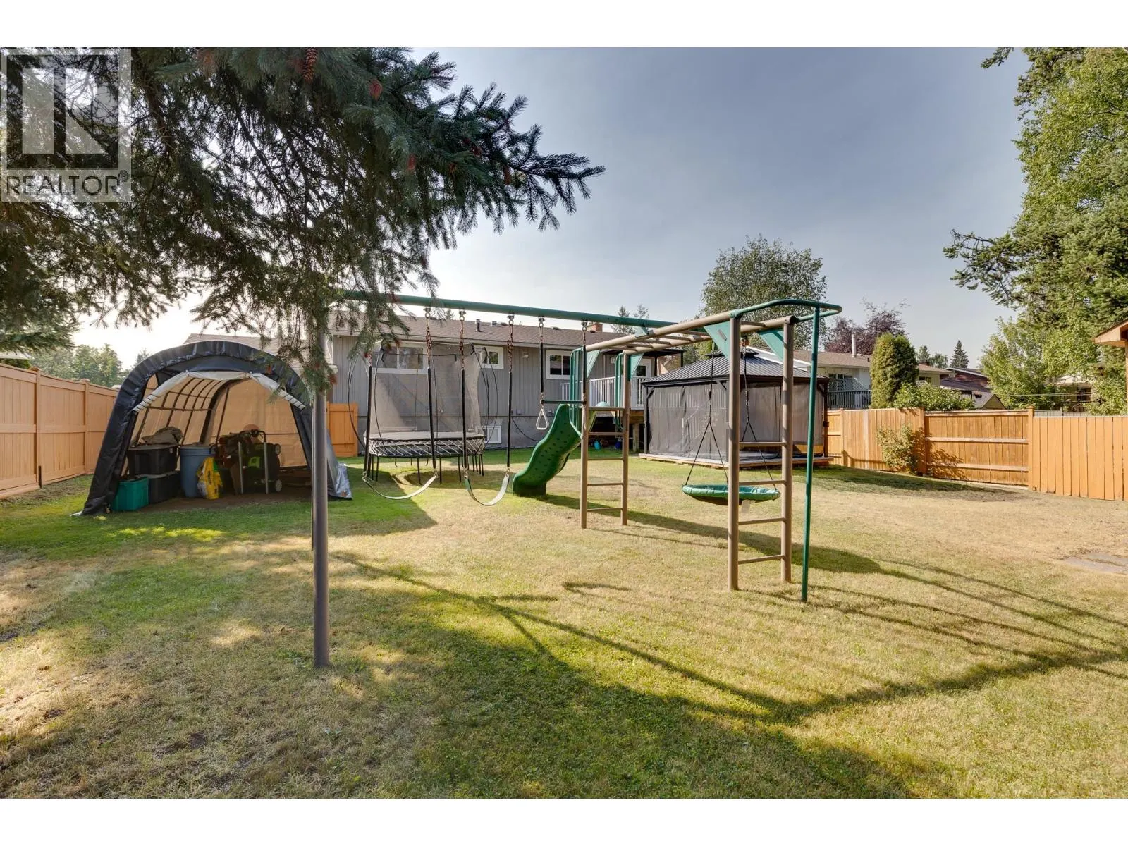 7662 LEMOYNE DRIVE