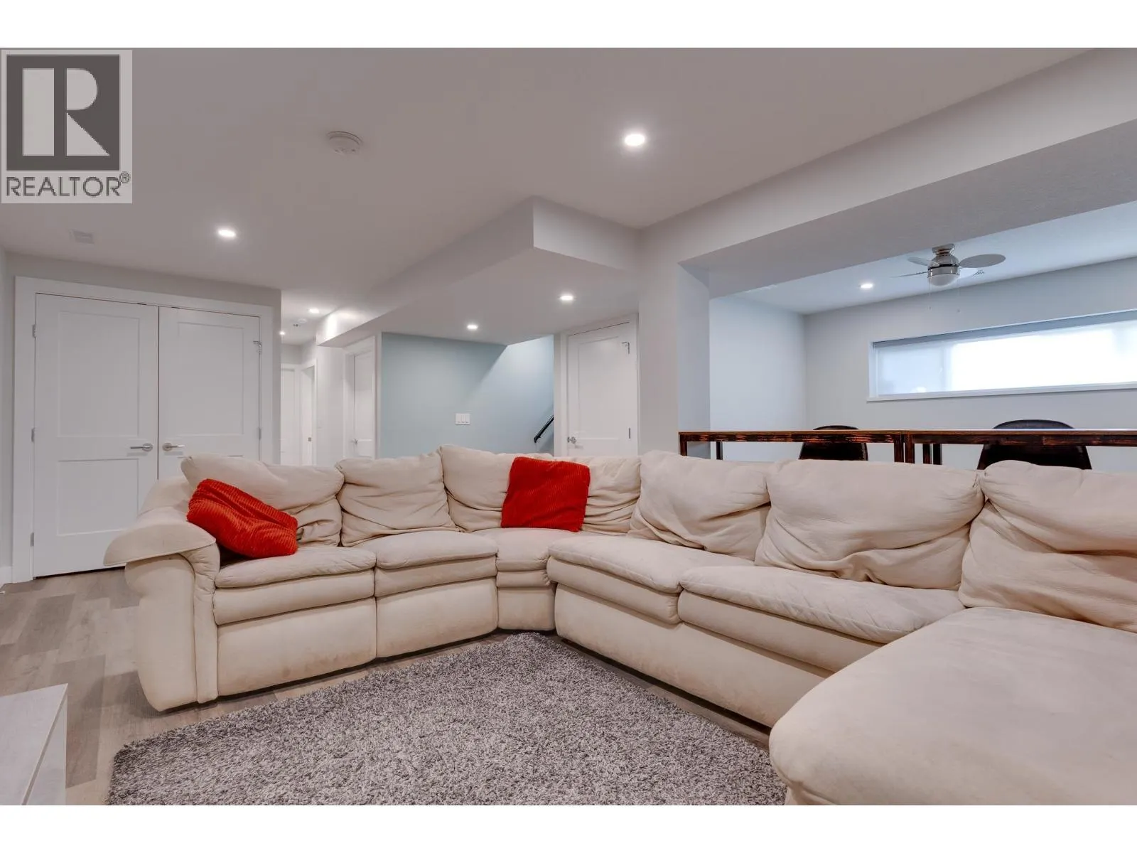 7662 LEMOYNE DRIVE