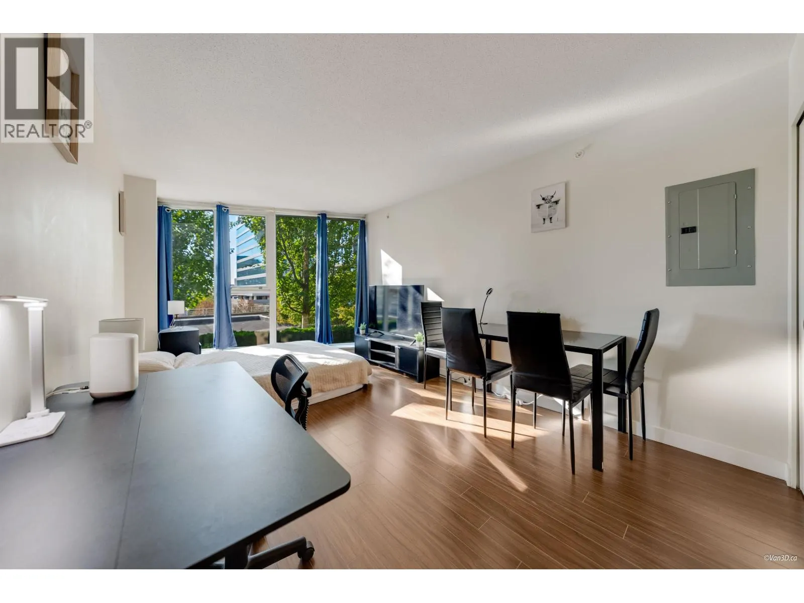 612 8033 SABA ROAD