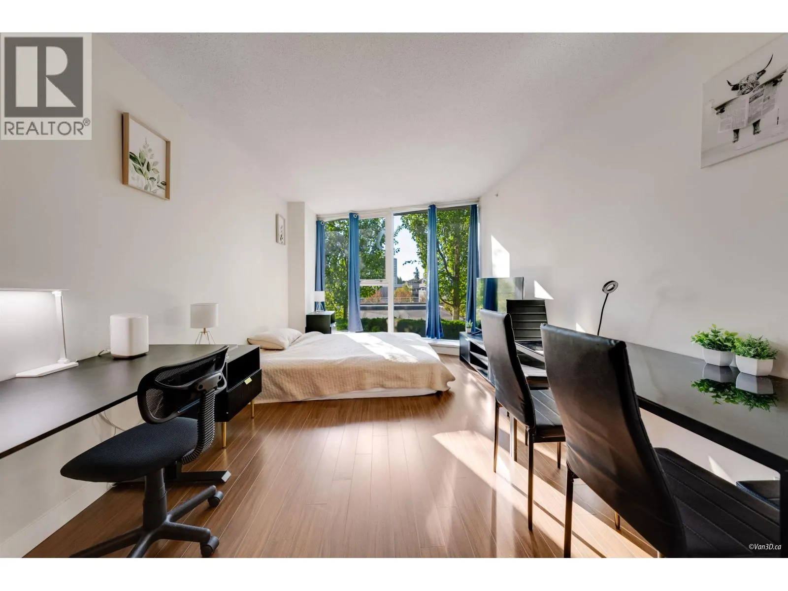 612 8033 SABA ROAD