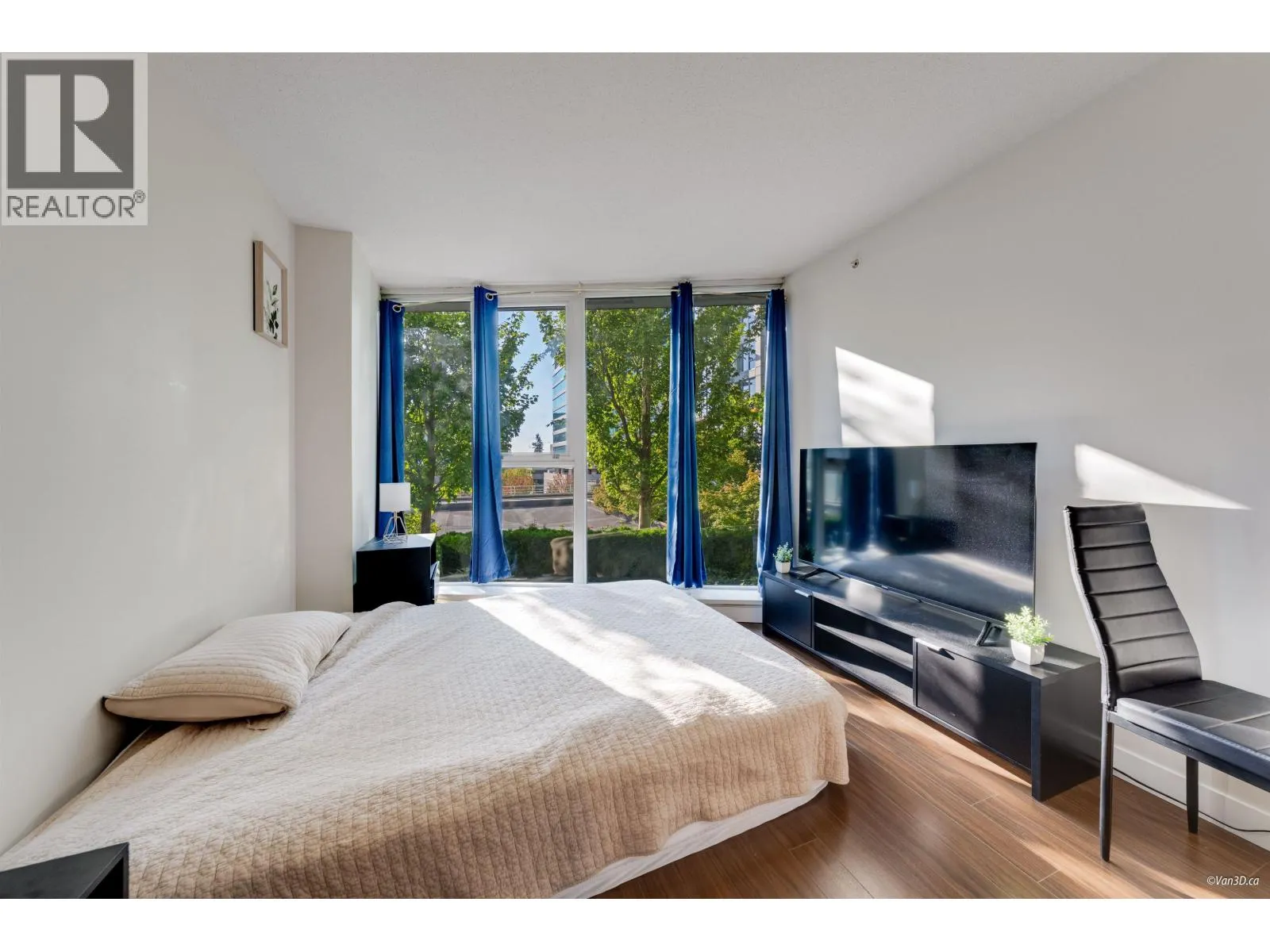 612 8033 SABA ROAD