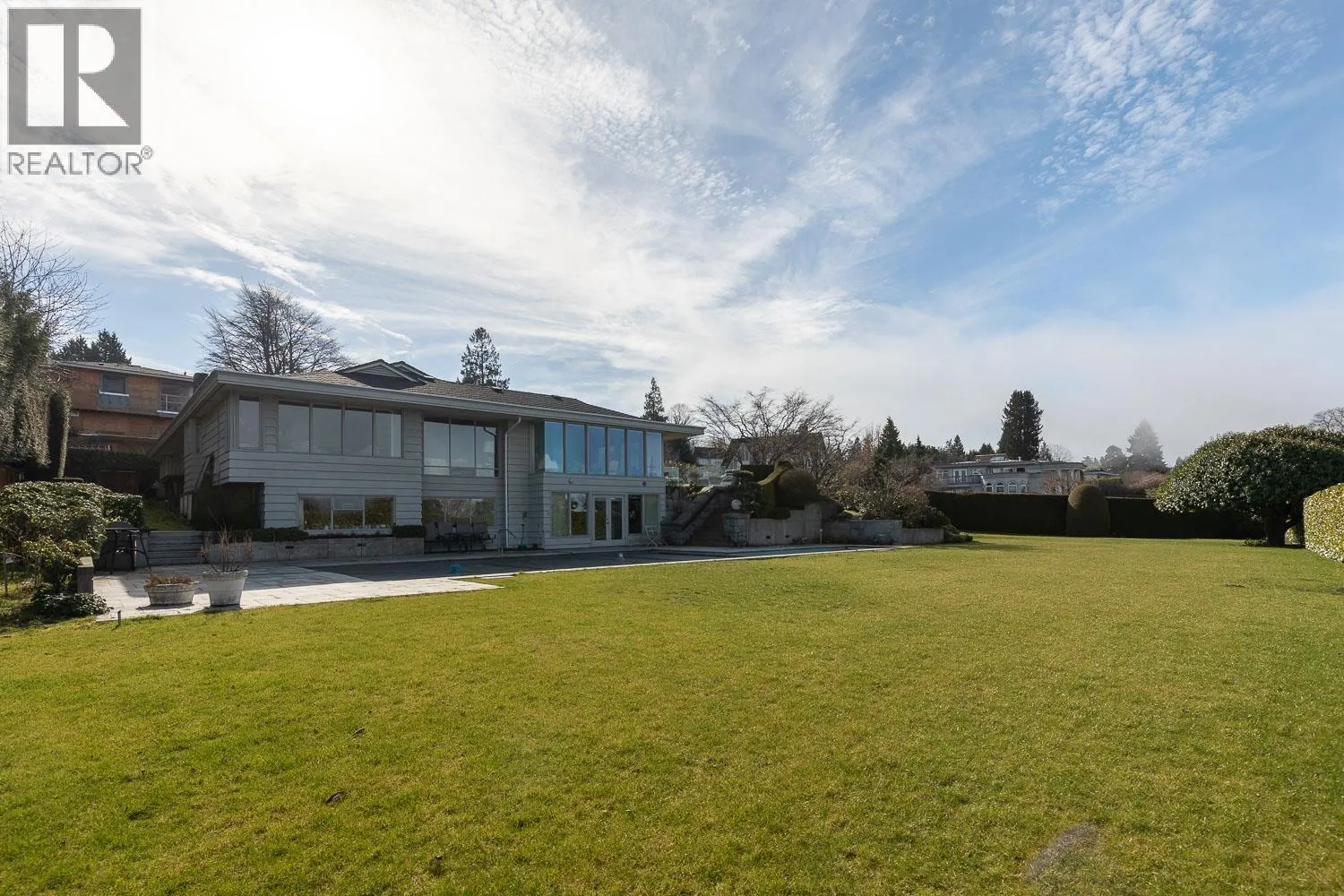 1516 WESBROOK CRESCENT