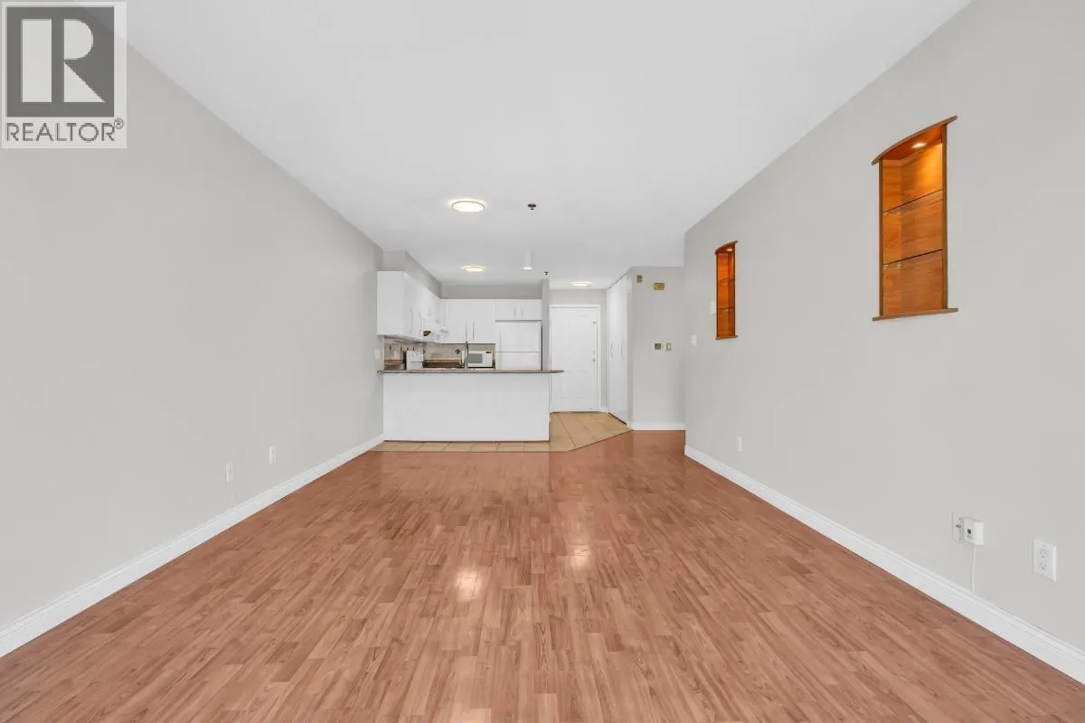 211 7800 ST. ALBANS ROAD