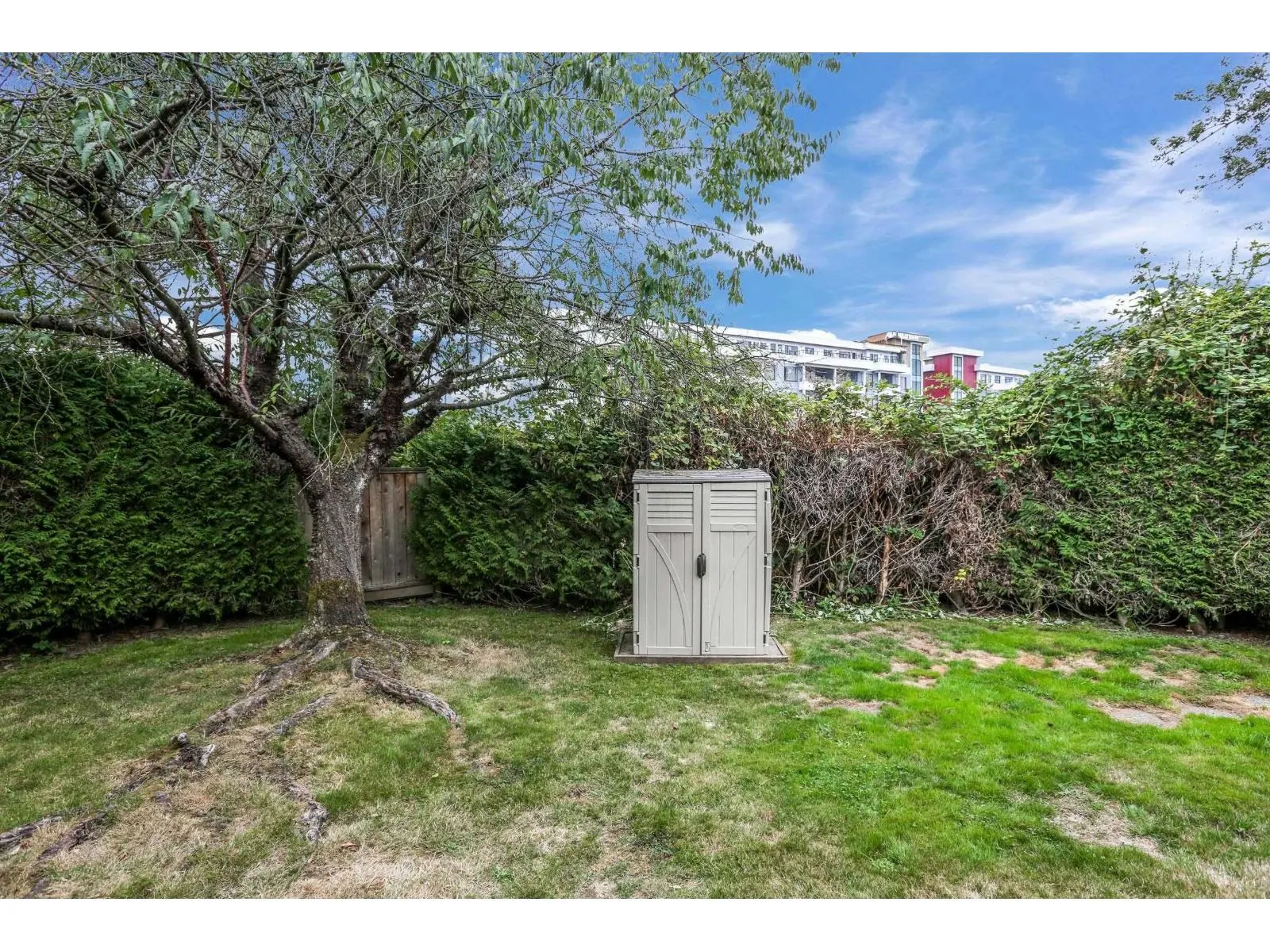 6292 W GREENSIDE DRIVE