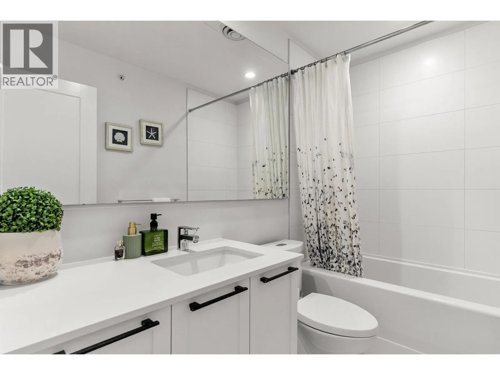 58 4638 ORCA WAY