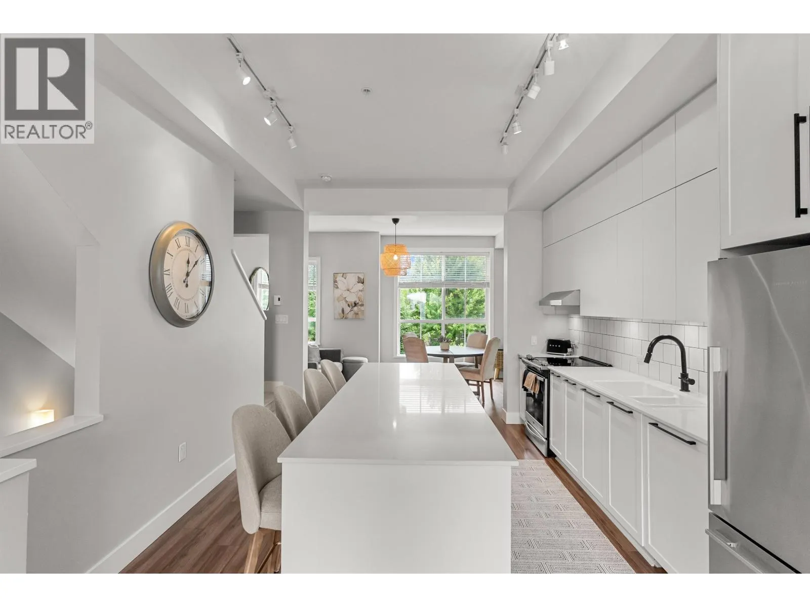 58 4638 ORCA WAY