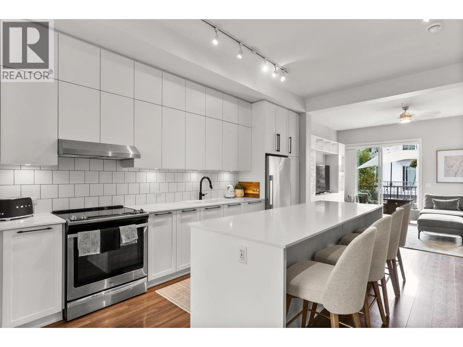 58 4638 ORCA WAY