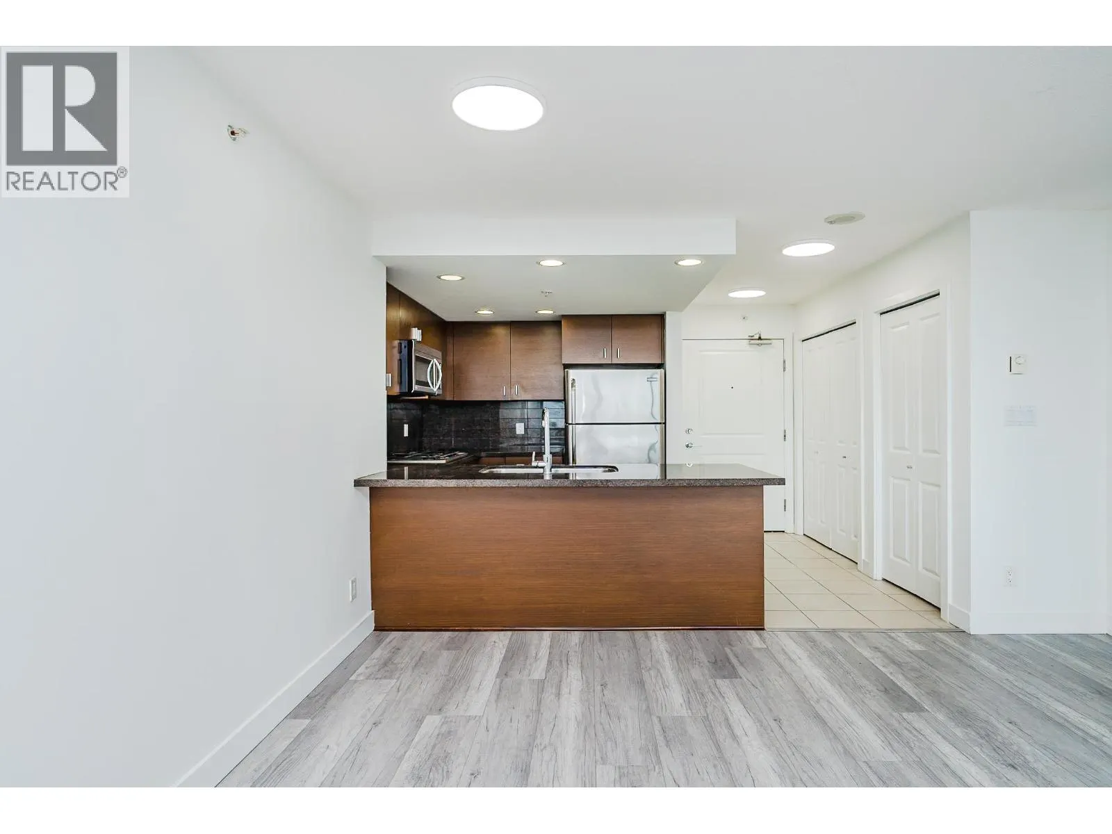 1502 9188 COOK ROAD