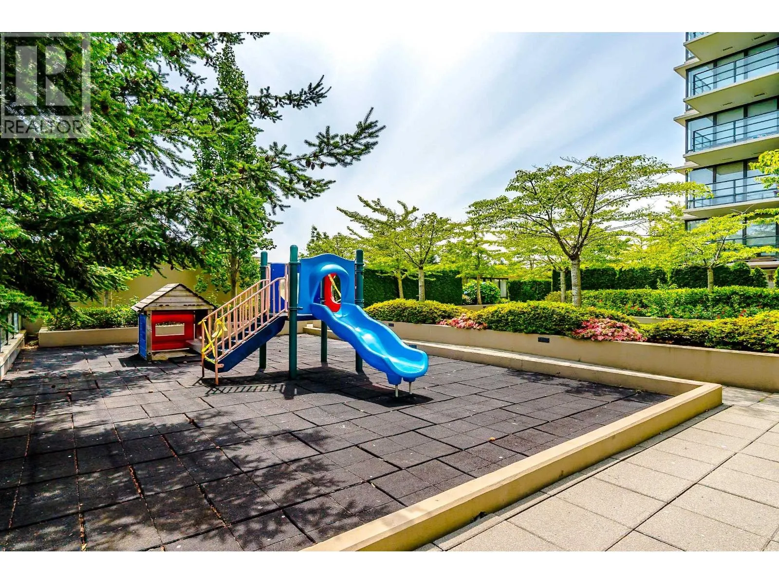 1502 9188 COOK ROAD