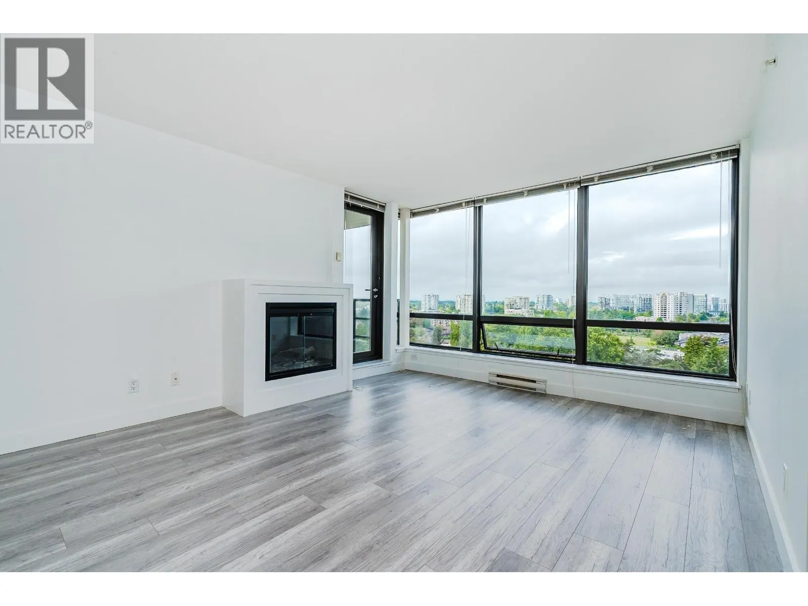 1502 9188 COOK ROAD