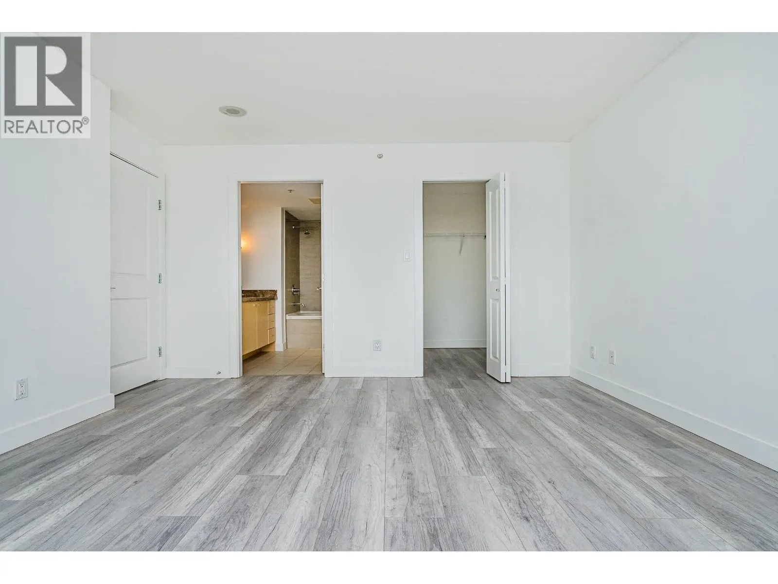 1502 9188 COOK ROAD