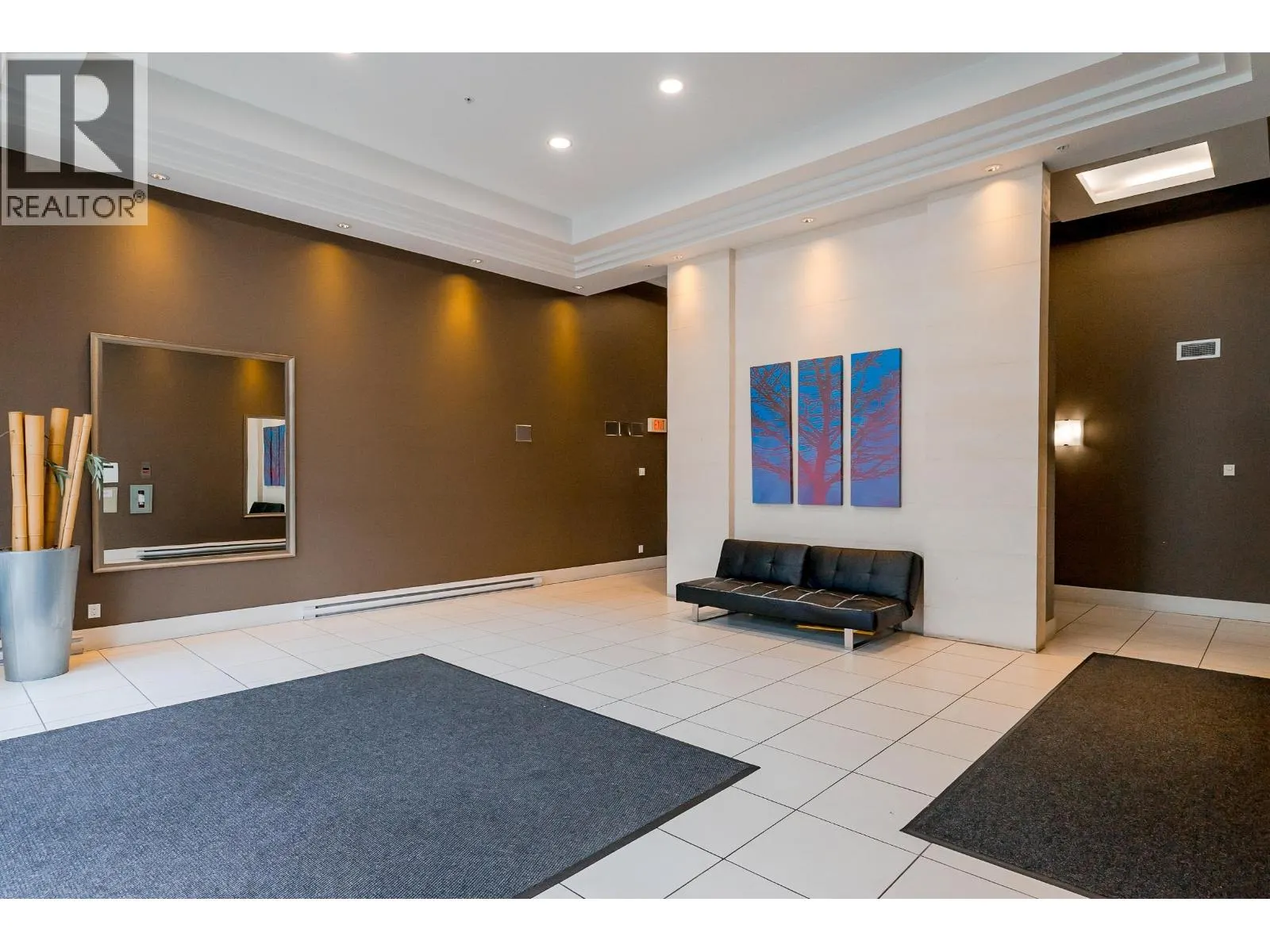 1502 9188 COOK ROAD