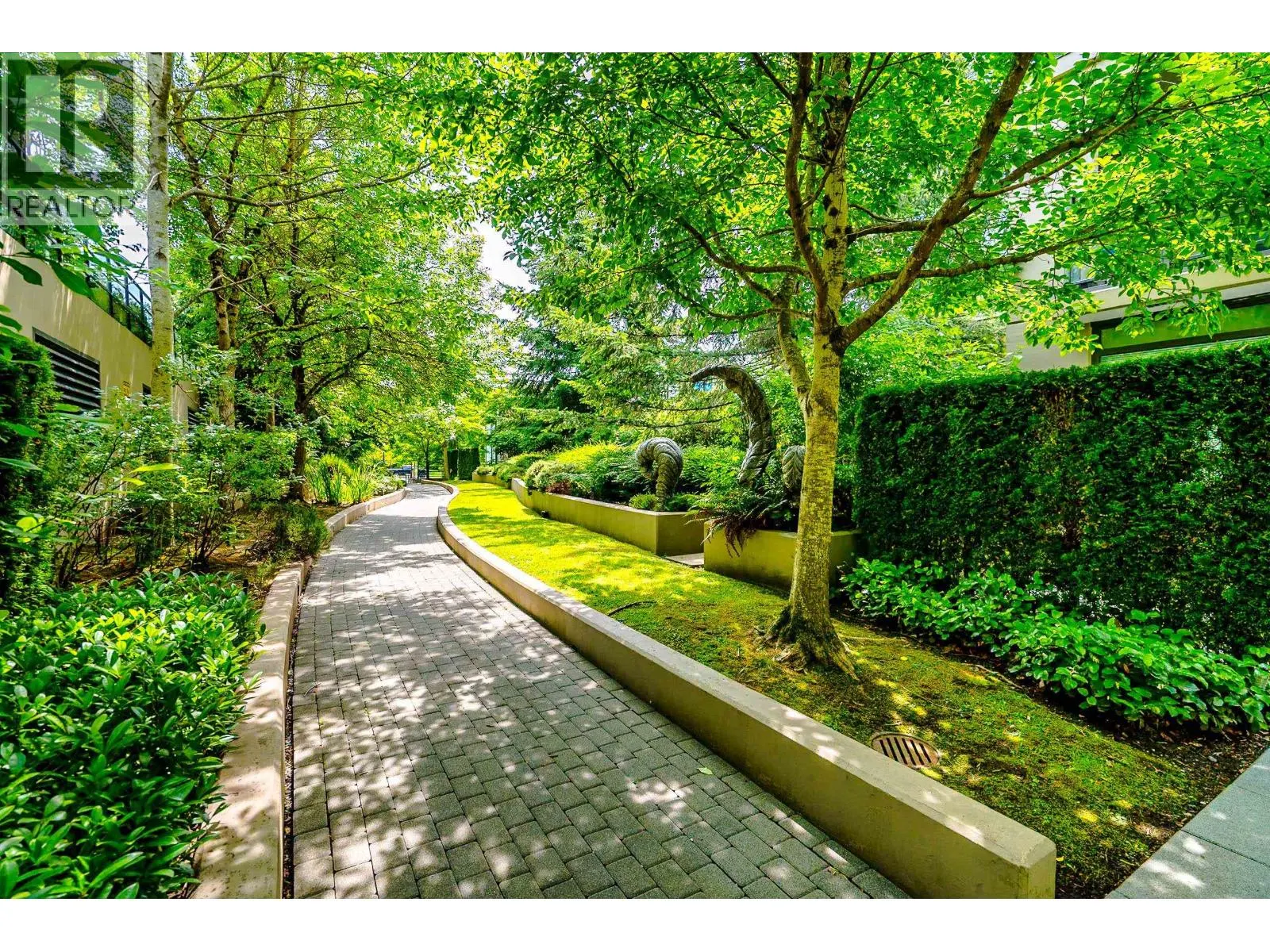 1502 9188 COOK ROAD