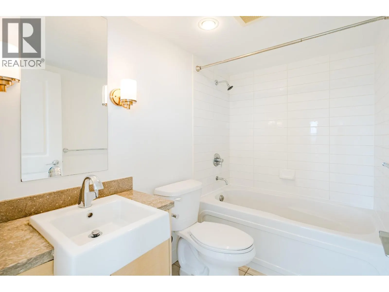1502 9188 COOK ROAD
