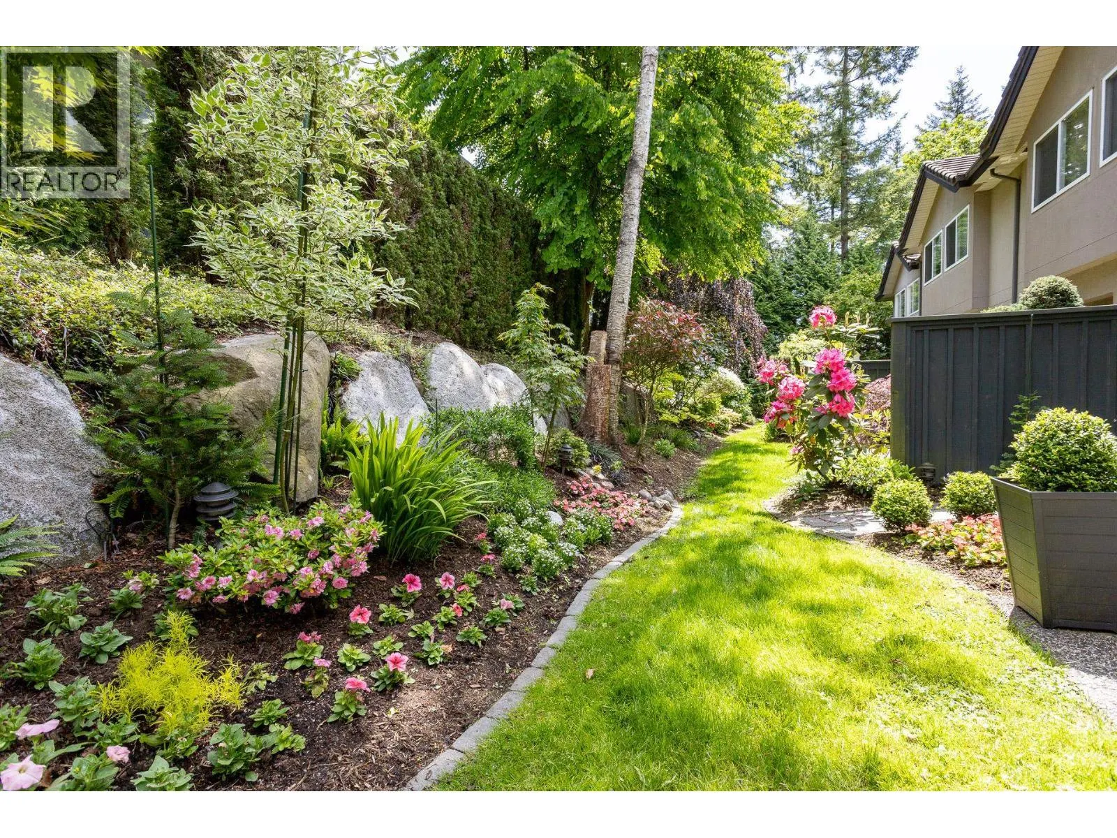 13 688 CITADEL DRIVE
