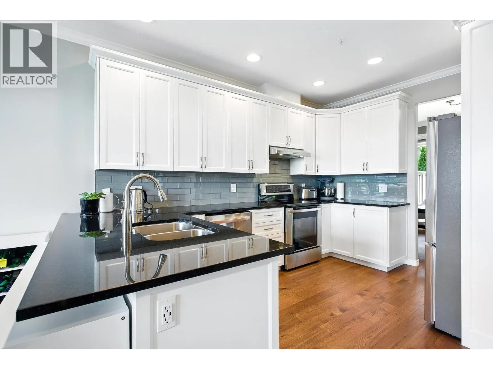 13 688 CITADEL DRIVE