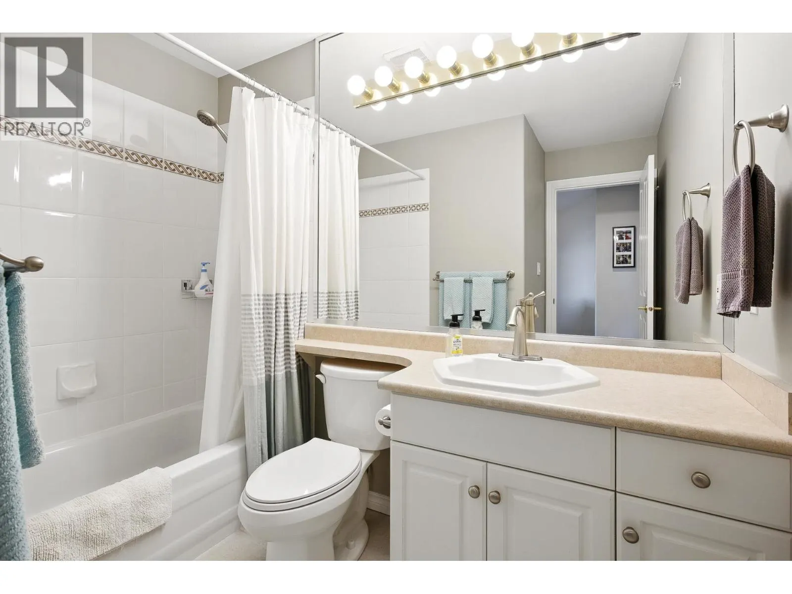 13 688 CITADEL DRIVE