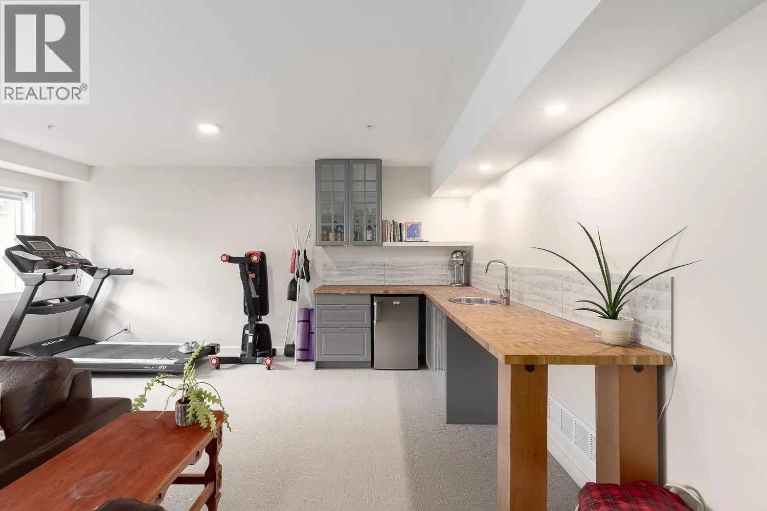 5 41360 SKYRIDGE PLACE