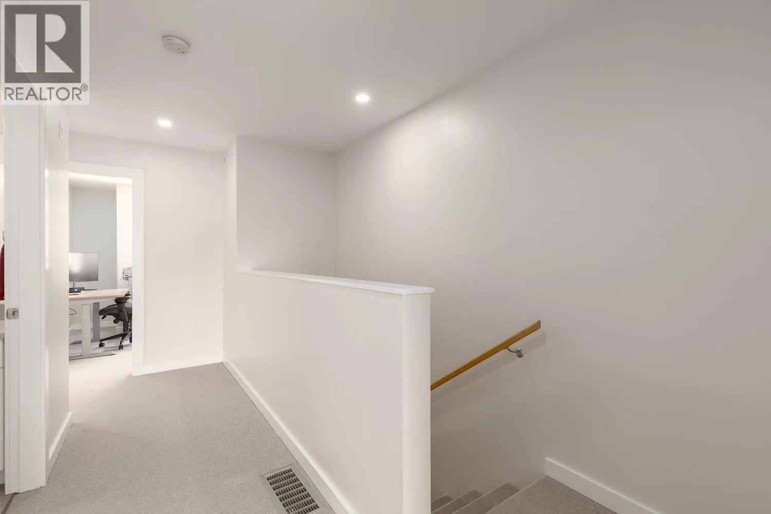 5 41360 SKYRIDGE PLACE