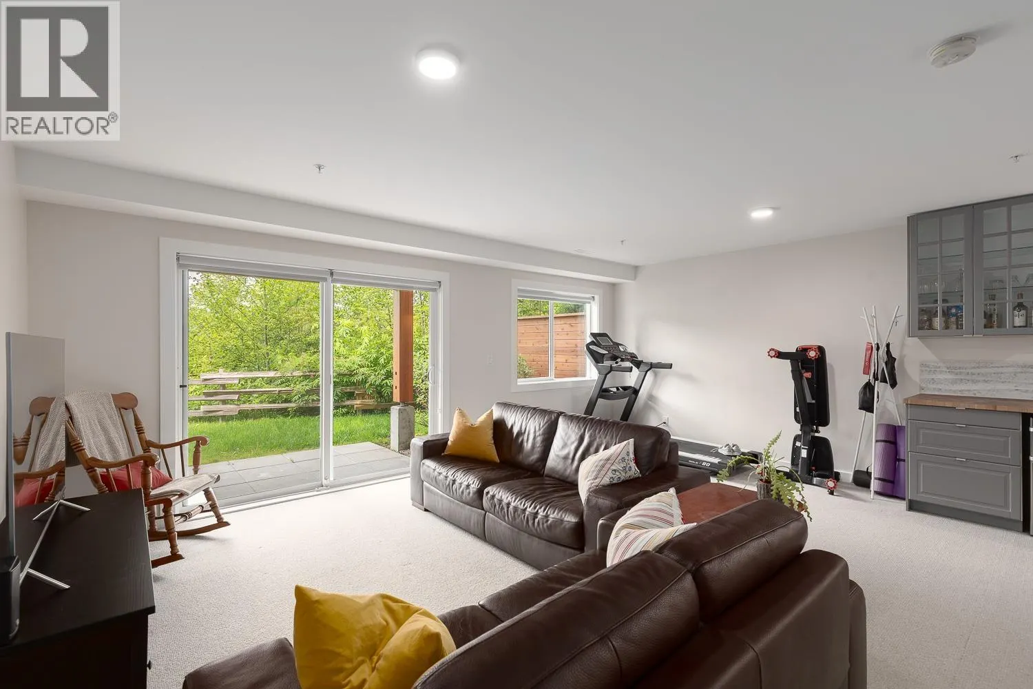 5 41360 SKYRIDGE PLACE