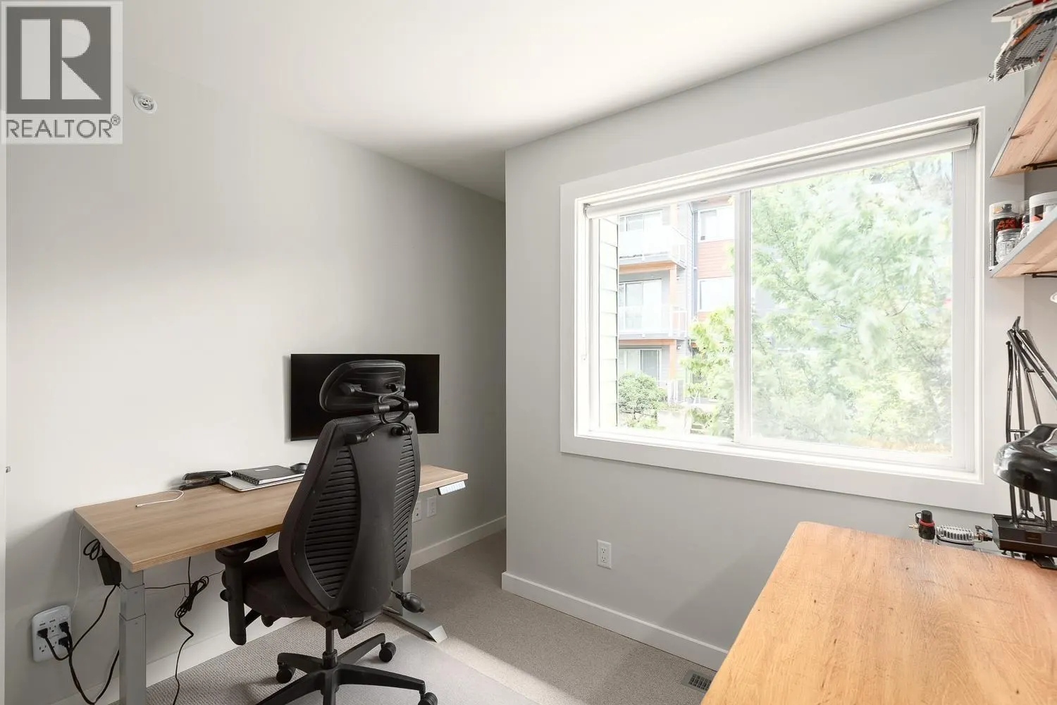 5 41360 SKYRIDGE PLACE
