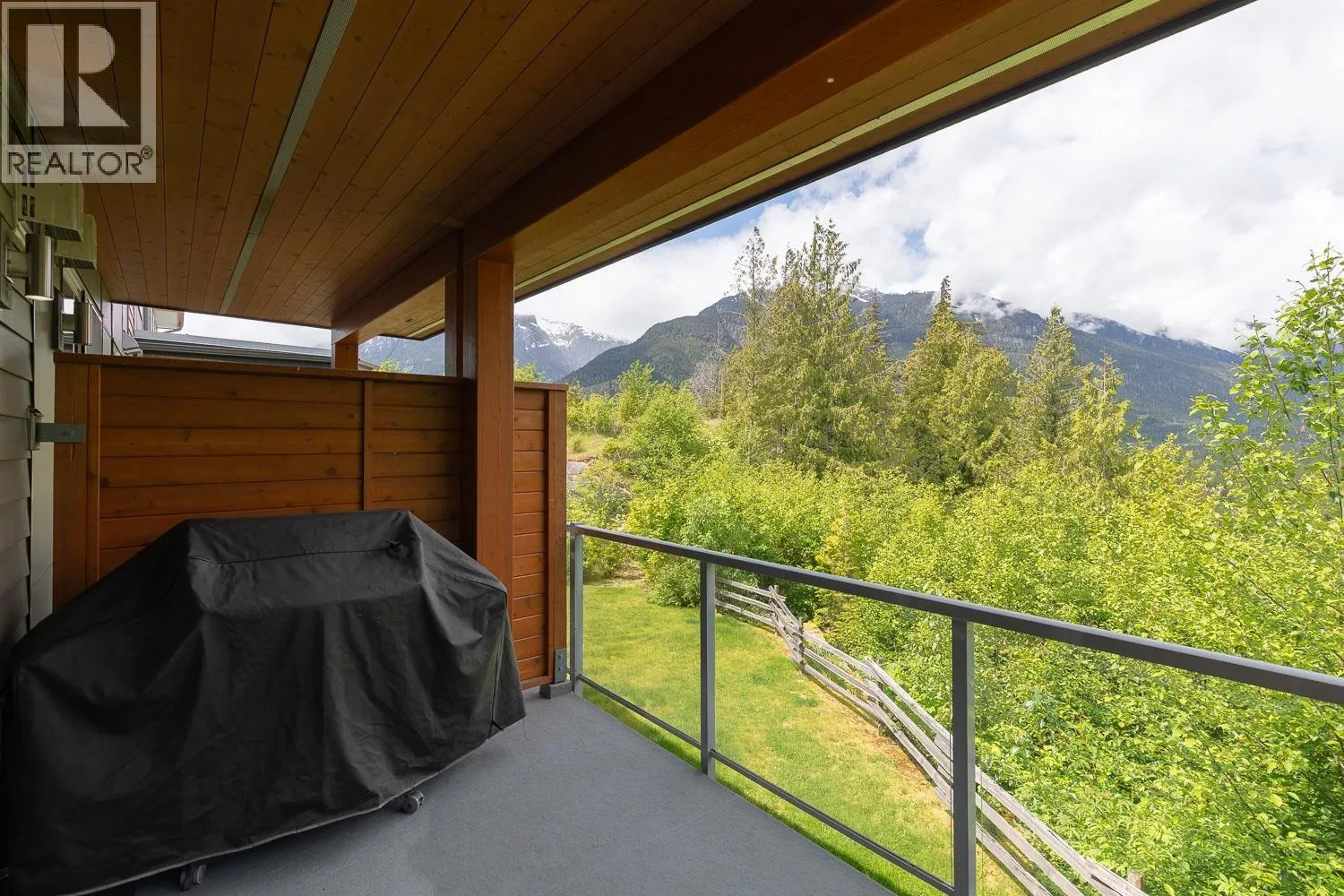 5 41360 SKYRIDGE PLACE