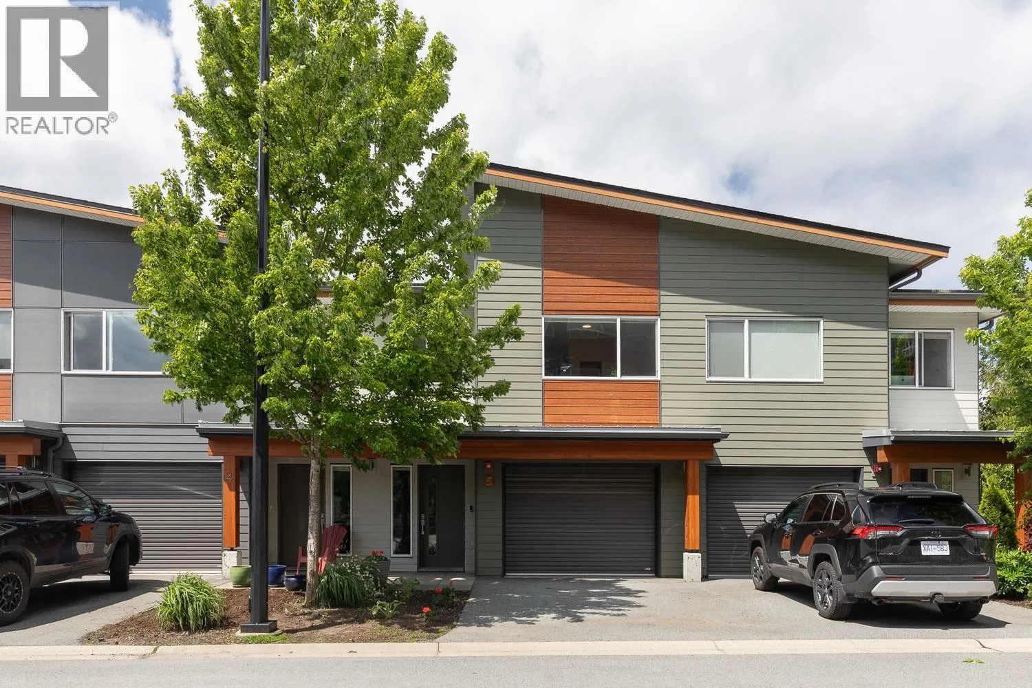 5 41360 SKYRIDGE PLACE