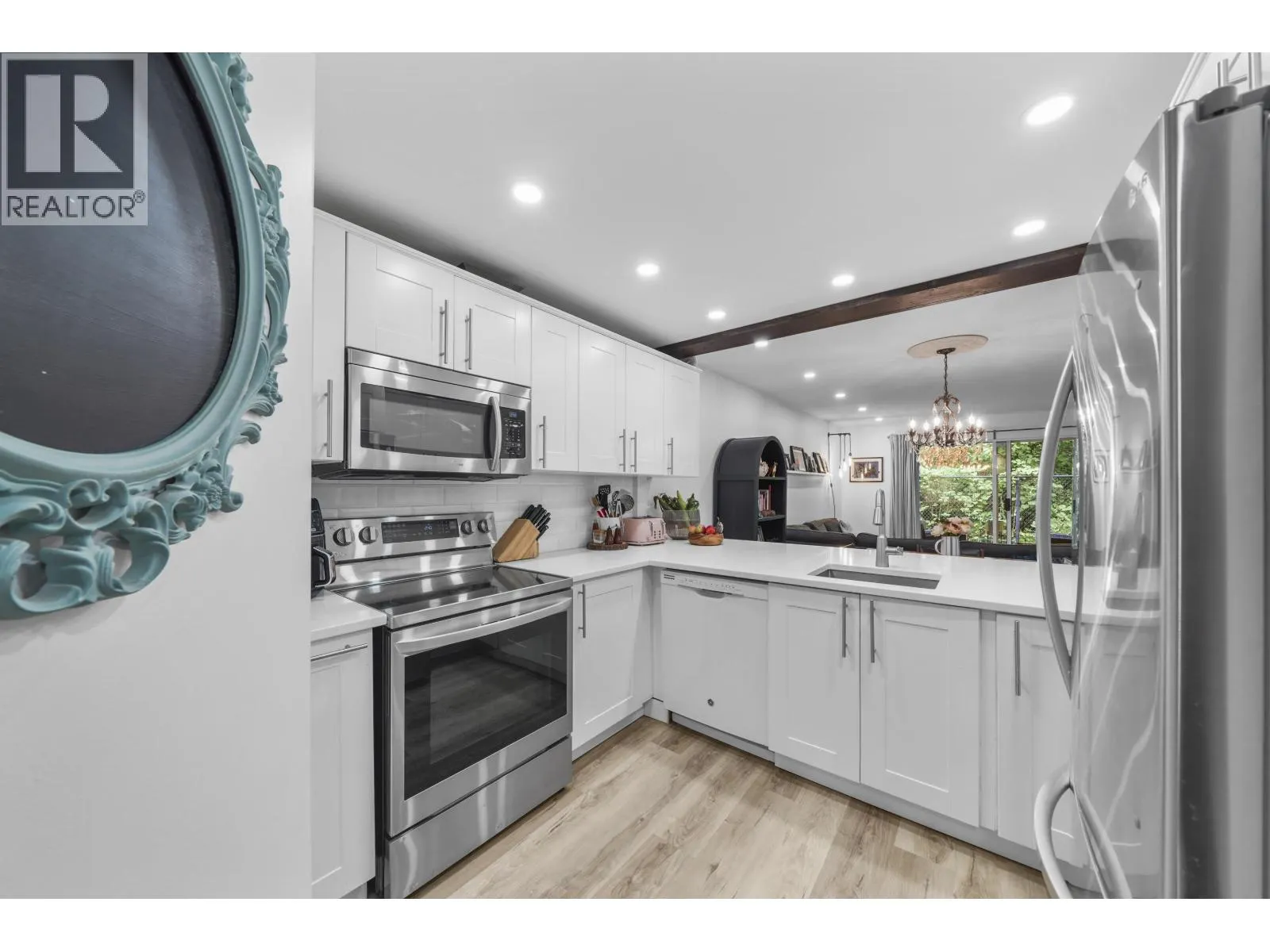 107 1386 LINCOLN DRIVE