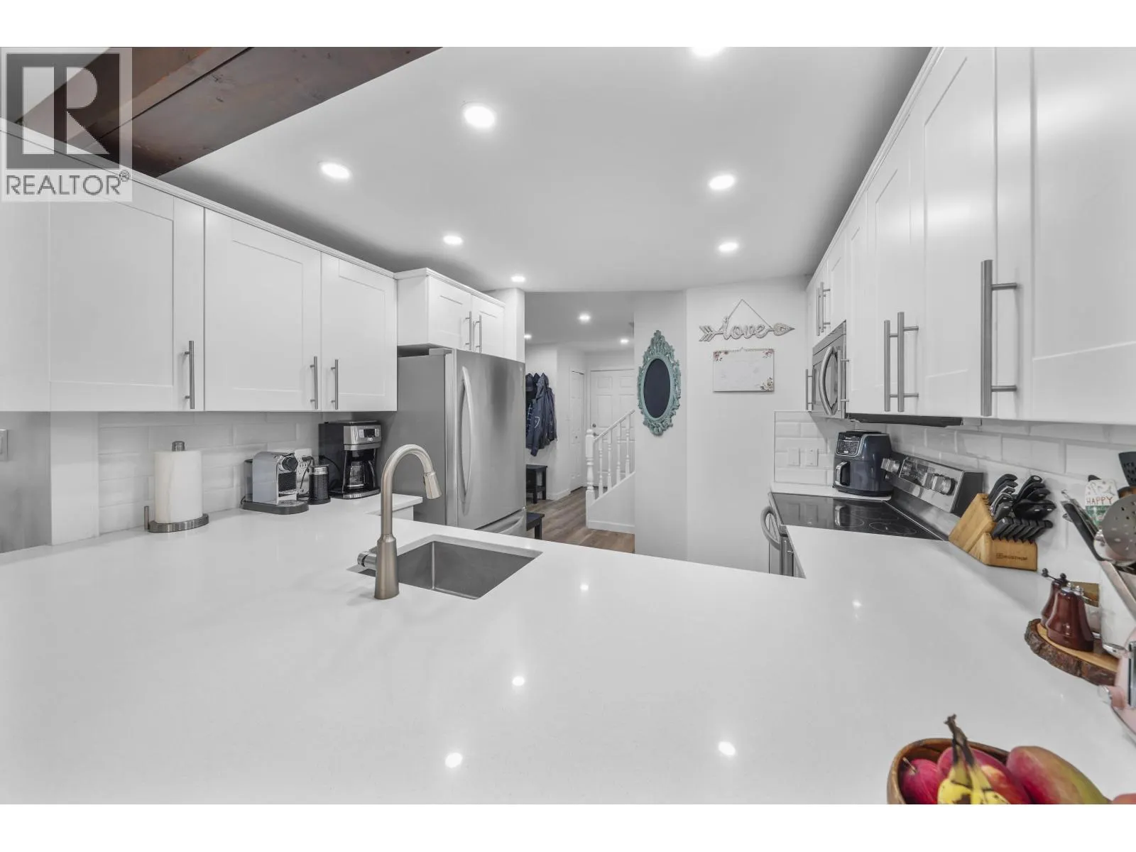 107 1386 LINCOLN DRIVE