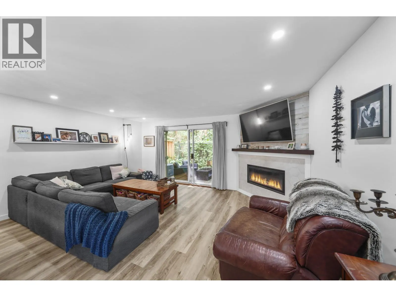 107 1386 LINCOLN DRIVE