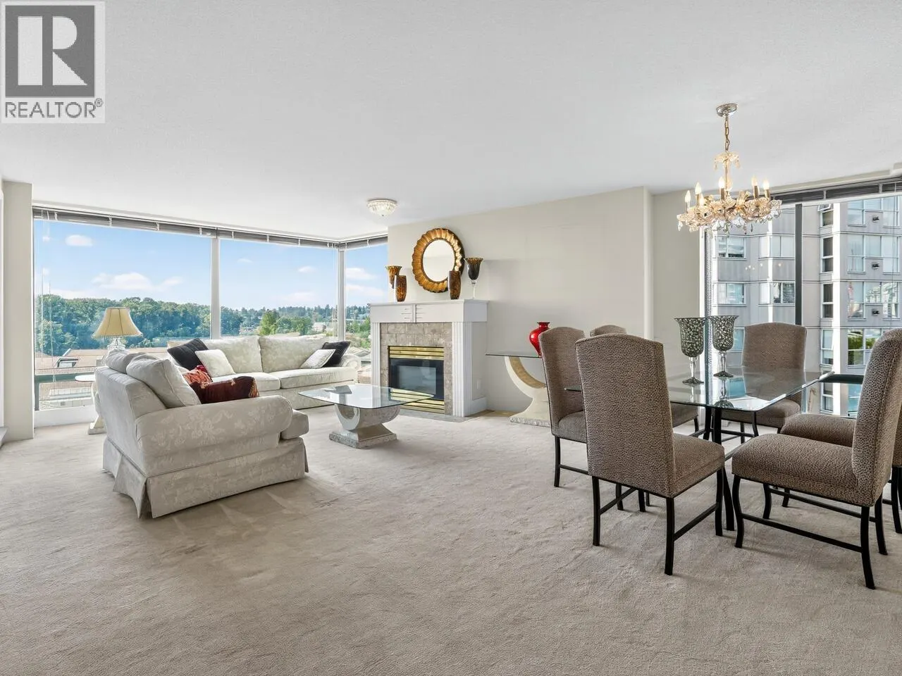 807 8 LAGUNA COURT