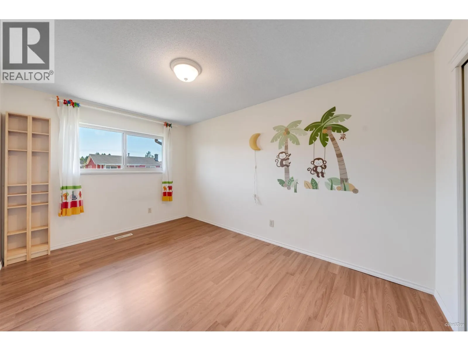 9666 ASHWOOD DRIVE
